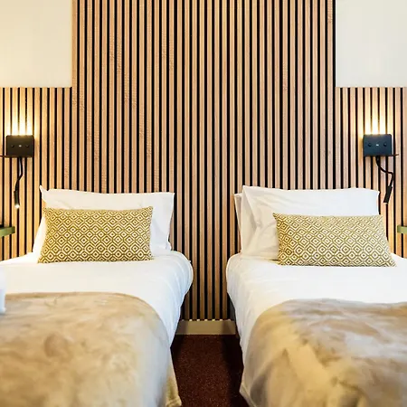 Hotel-club Cote Dole, Ussim Hotel